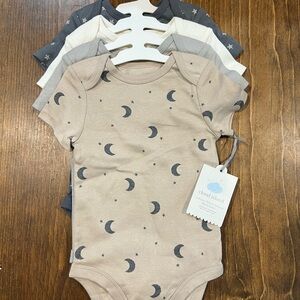 cloud island 4-pack Baby Short Sleeve Bodysuits